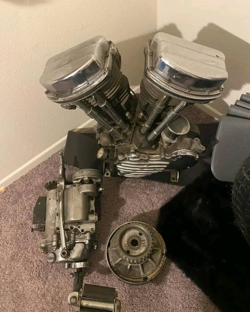 1950 Panhead engine - Image 2